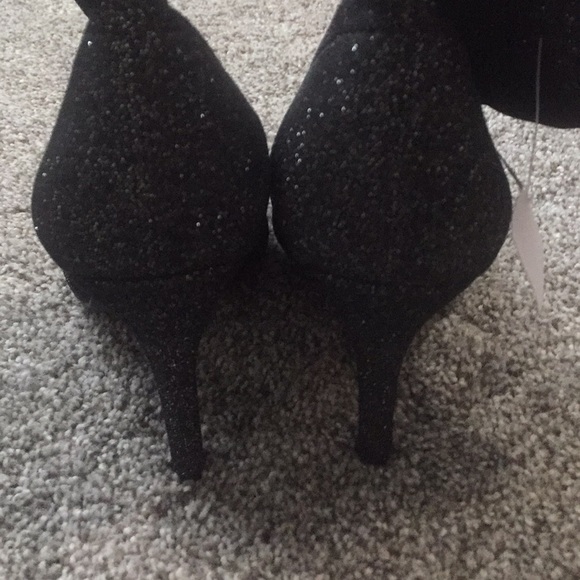 Size 7 1/2 sparkly black booties - Picture 3 of 5